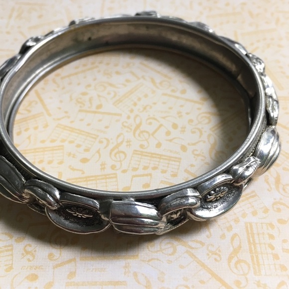 Chunky Silver Tone Heavy Textured Bangle Bracelet - Picture 7 of 8